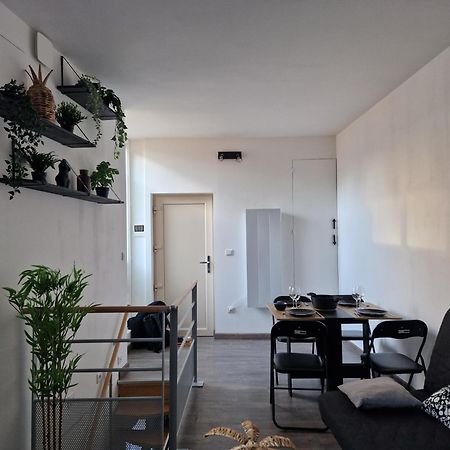 Les Appartements De Romain Et Julien Dijon Bagian luar foto