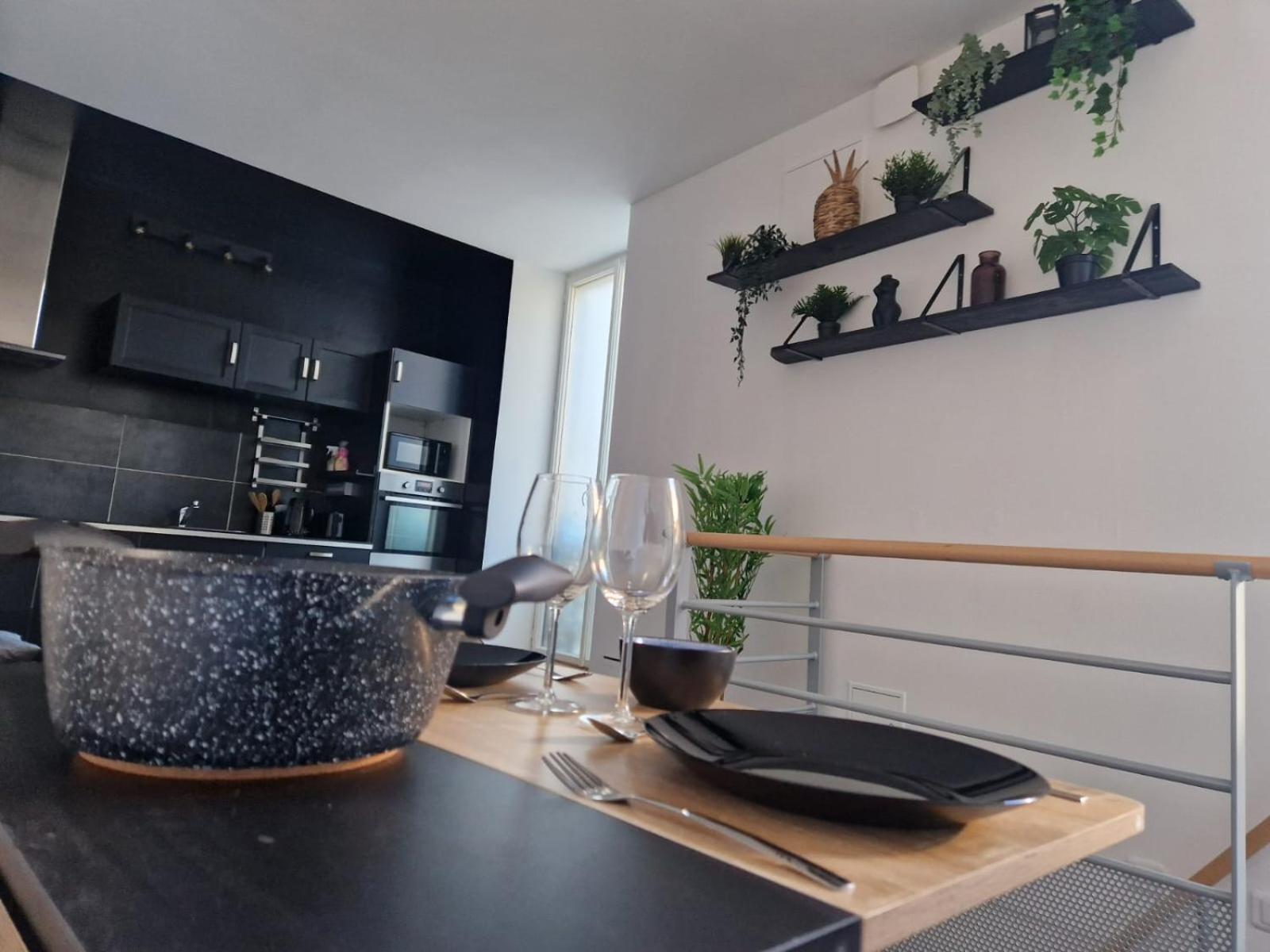 Les Appartements De Romain Et Julien Dijon Bagian luar foto